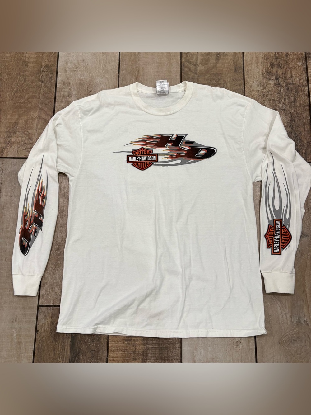 Vintage Y2K Harley Davidson white long sleeve shirt with flame design Size XL